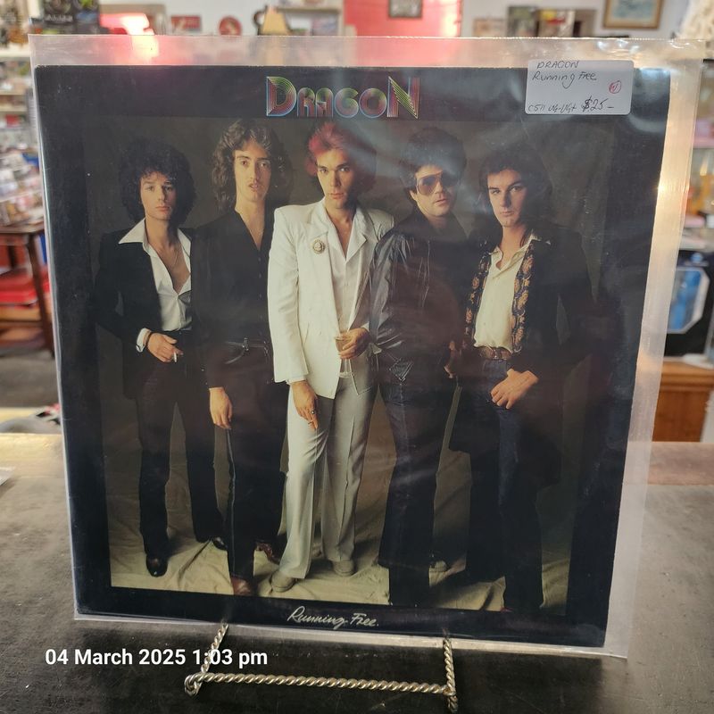 DRAGON RUNNING FREE DRAGON RUNNING FREE