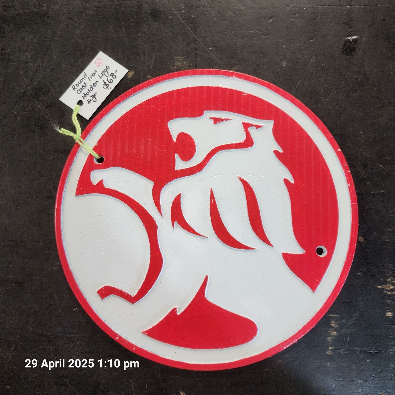 HOLDEN LOGO CAST IRON SIGN ROUND HOLDEN LOGO CAST IRON SIGN ROUND