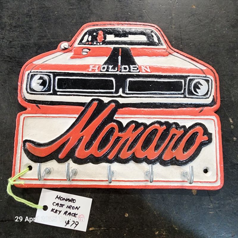 HOLDEN MONARO CAST IRON KEY RACK