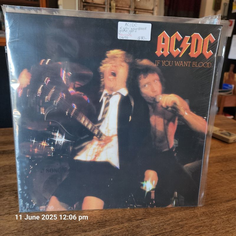 ACDC IF YOU WANT BLOOD NEW