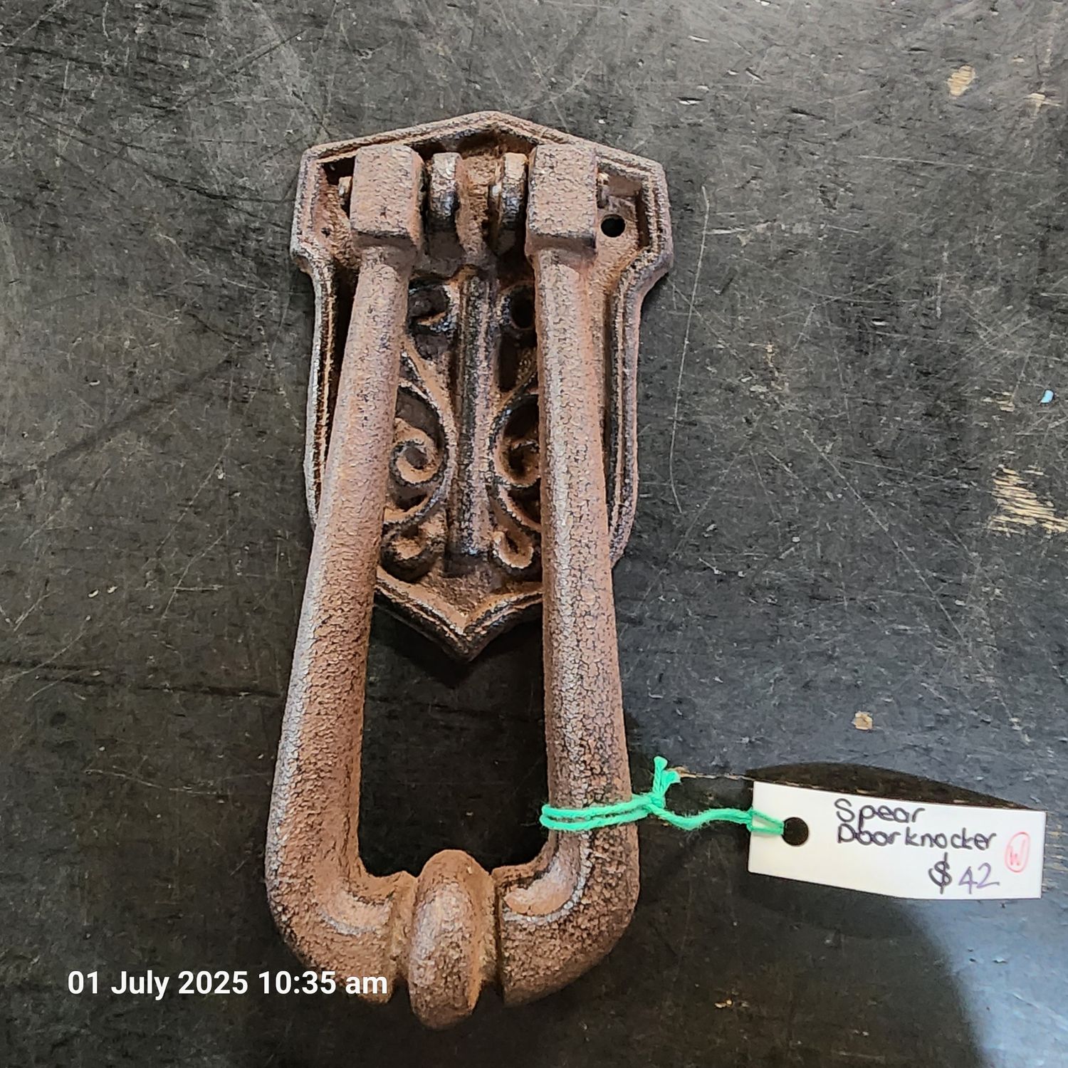 CAST IRON DOOR KNOCKER