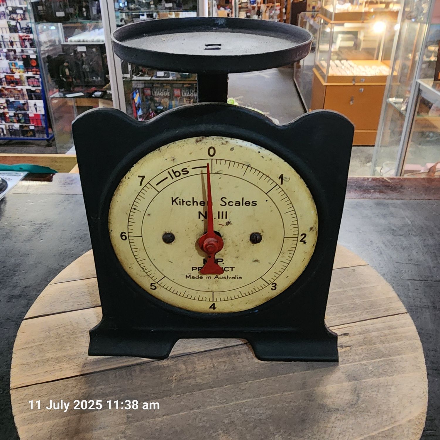 VINTAGE 7LBS KITCHEN SCALES M.P PRODUCT