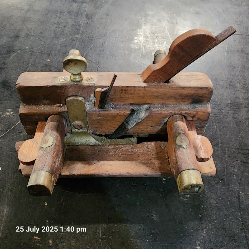 ANTIQUE PLOUGH PLANE
