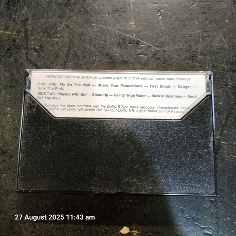 ACDC FLY ON THE WALL CASSETTE