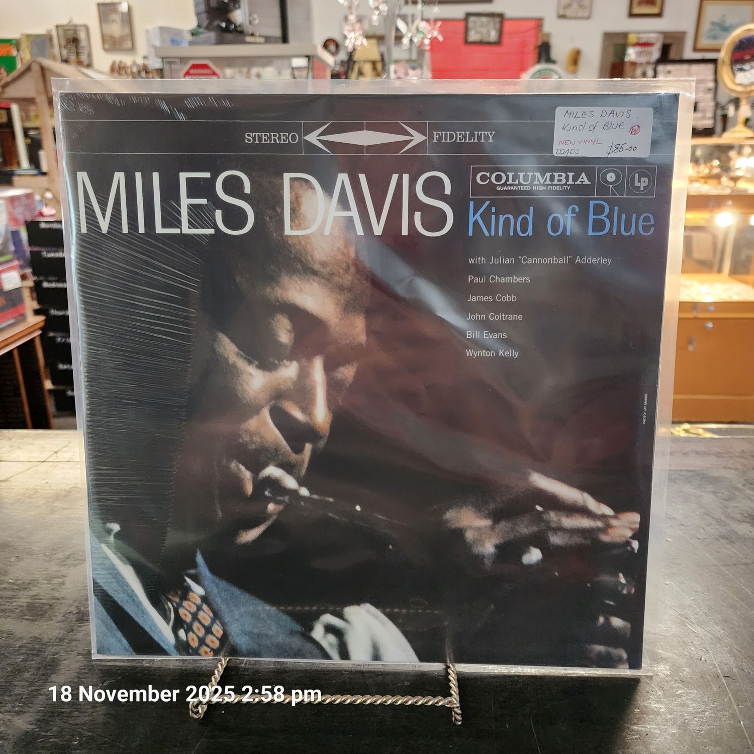 MILES DAVIS  KIND OF BLUE  NEW VINYL