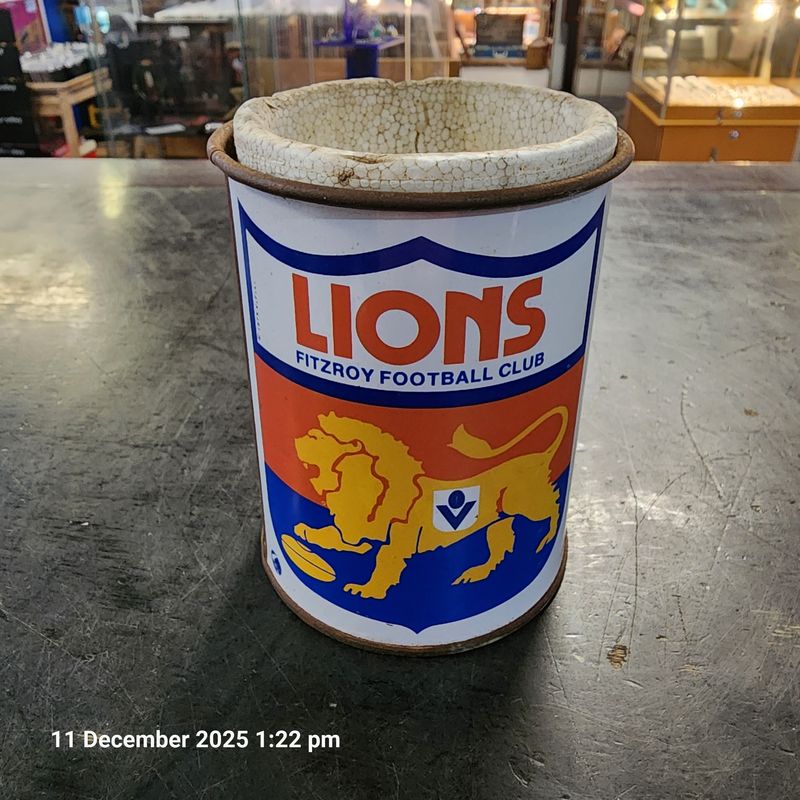 Fitzroy Lions vfl/afl metal vintage stubby holder can