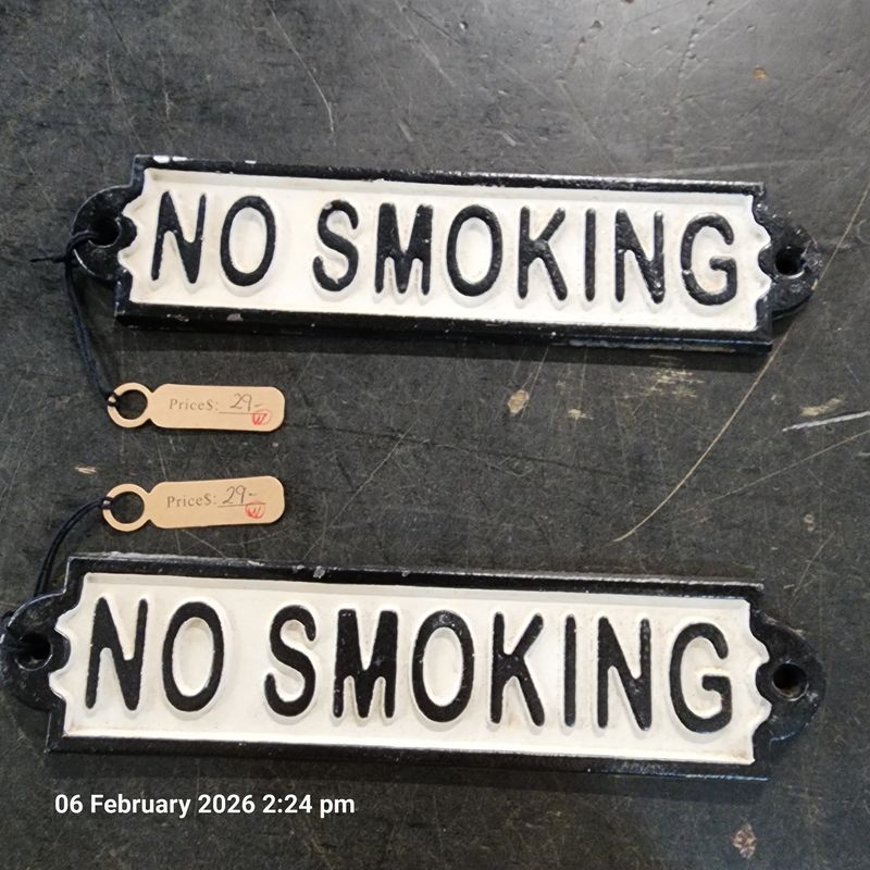 NO SMOKING CAST IRON SIGN NO SMOKING CAST IRON SIGN