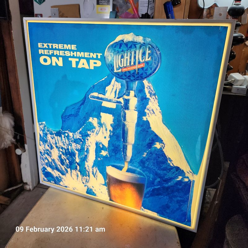 LIGHT ICE BEER LIGHT