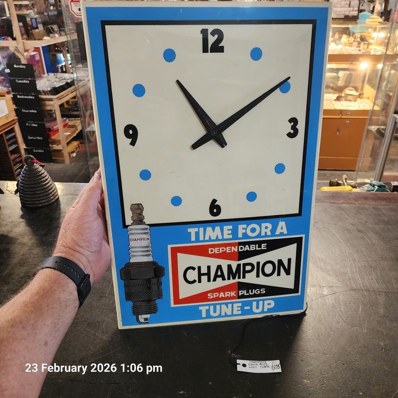 CHAMPION SPARK PLUG CLOCK