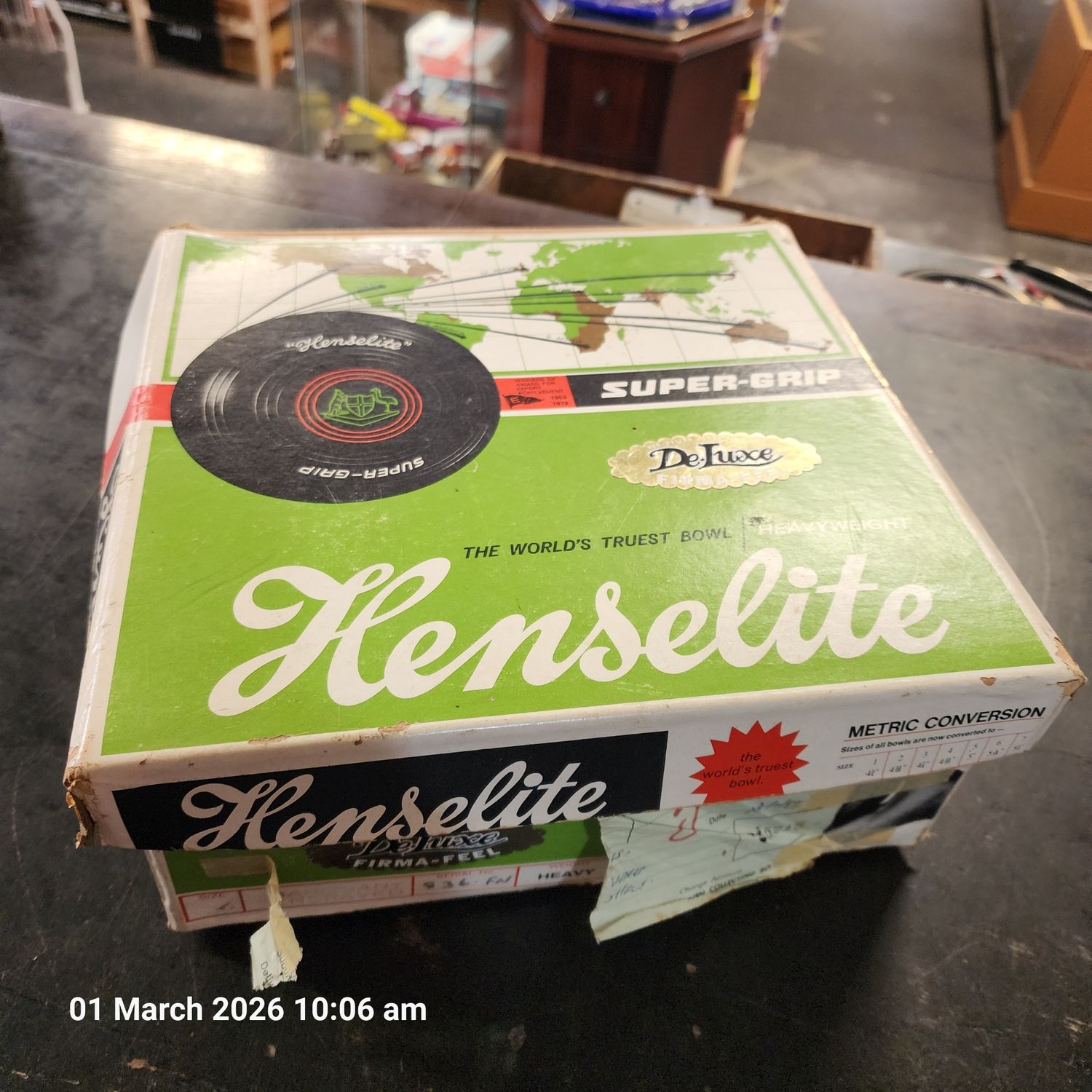 Henselite Lawn Bowls De-Luxe Heavyweight