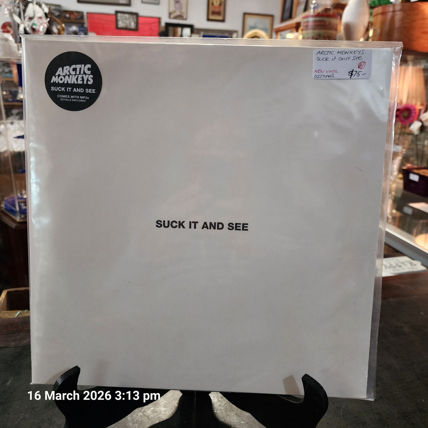 ARCTIC MONKEYS  SUCK IT AND SEE NEW VINYL
