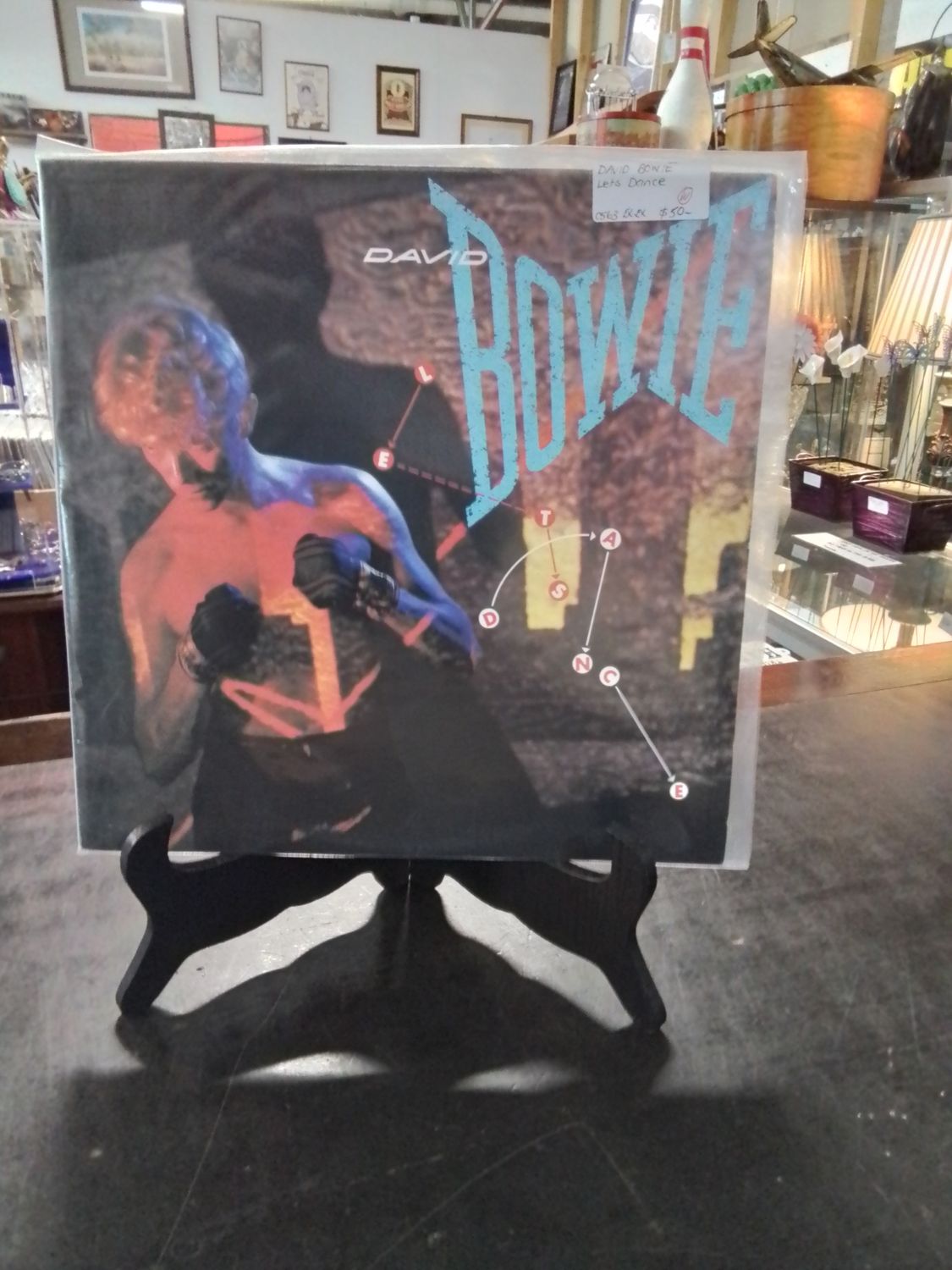 DAVID BOWIE  LETS DANCE