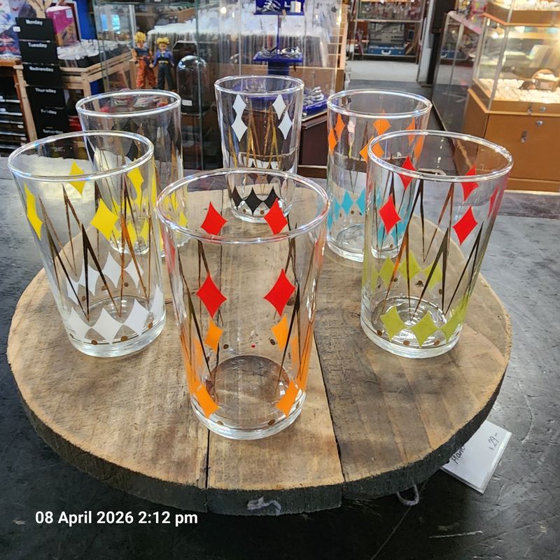 Retro set 6 vintage glasses
