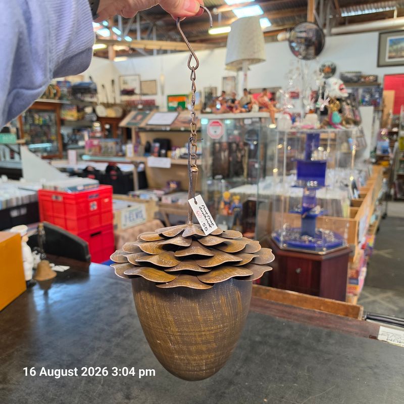 METAL PINE CONE BIRD HOUSE