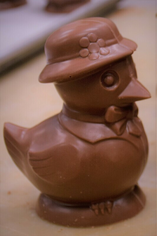 Easter Chick - UPS SHIPPING NOT AVAILABLE Easter Chick - UPS SHIPPING NOT AVAILABLE