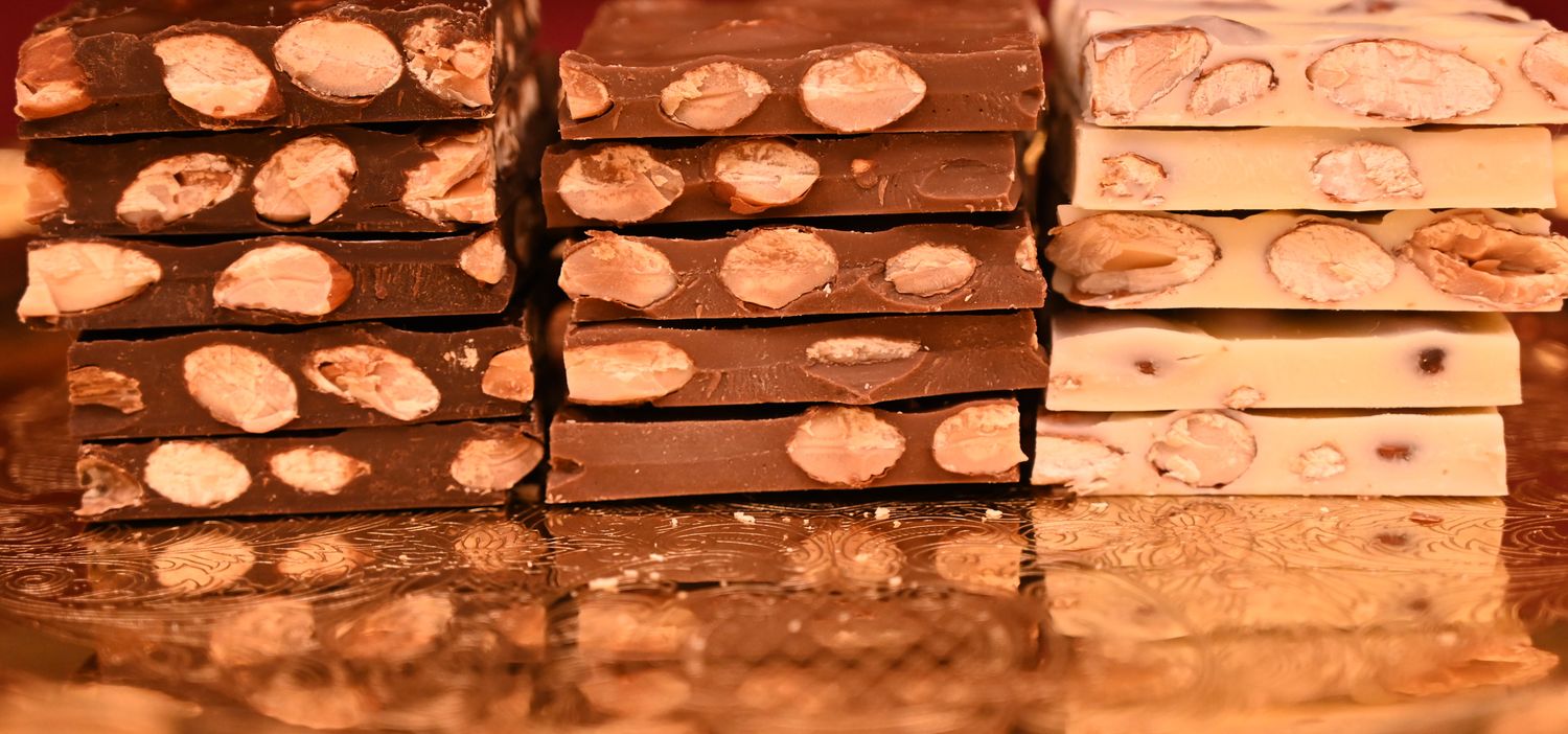 Almond Nut Bark