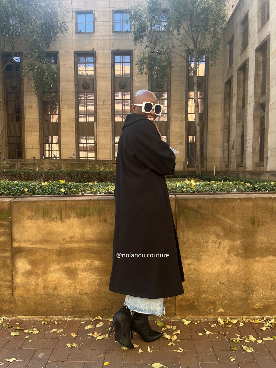 Lined Oversized Swing Coat With 3 Quarter Sleeves And Pockets