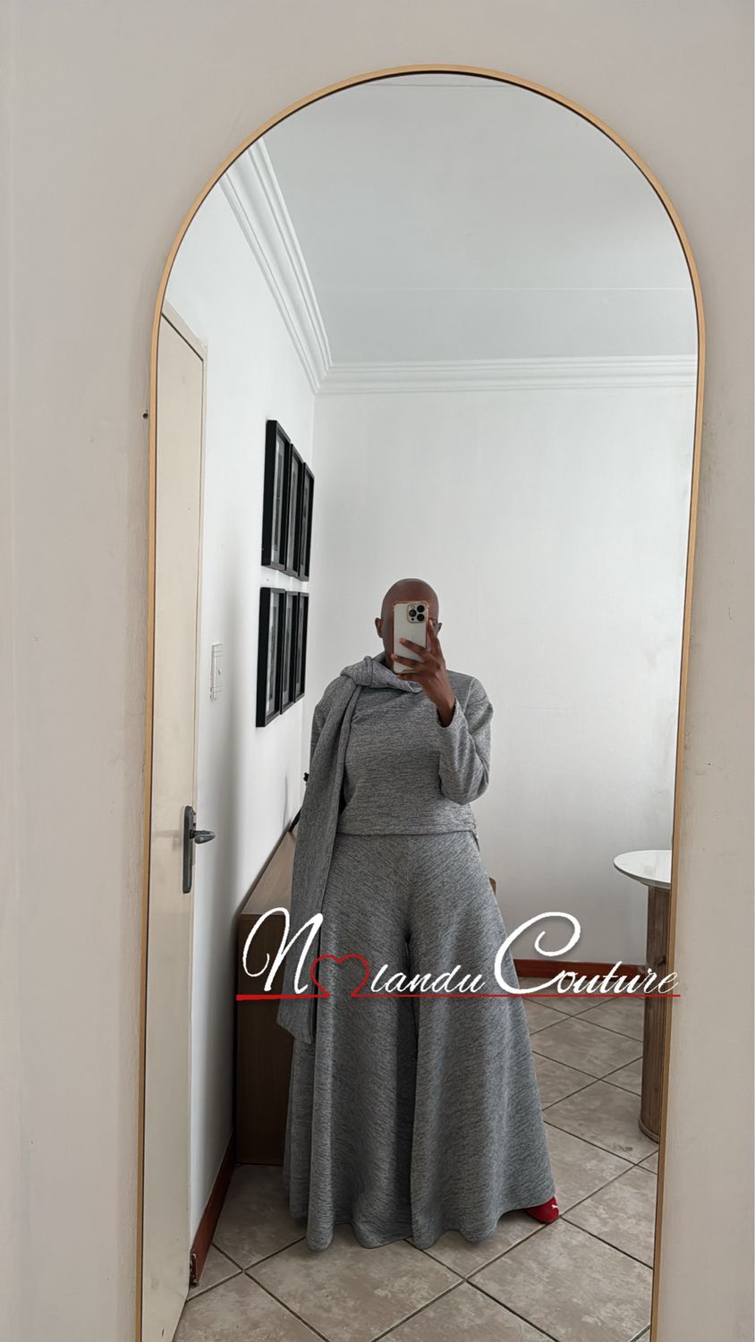 Palazzo Pants With Pockets And Oversized Top With Collar Scarf And Side Zips
