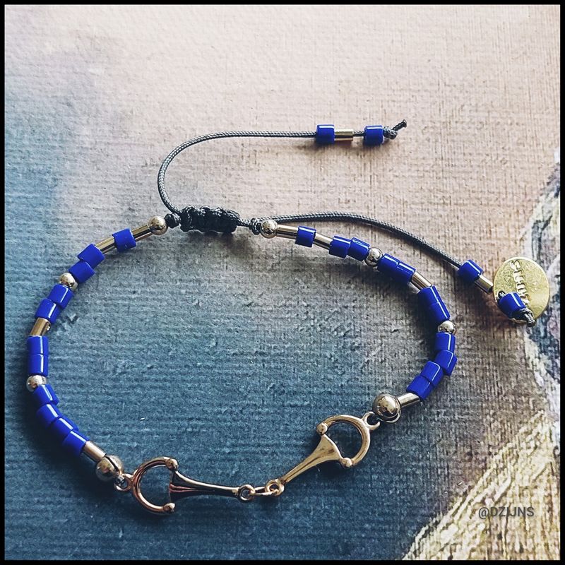 D-ZIJNS ARMBAND HORSEBIT COBALT
