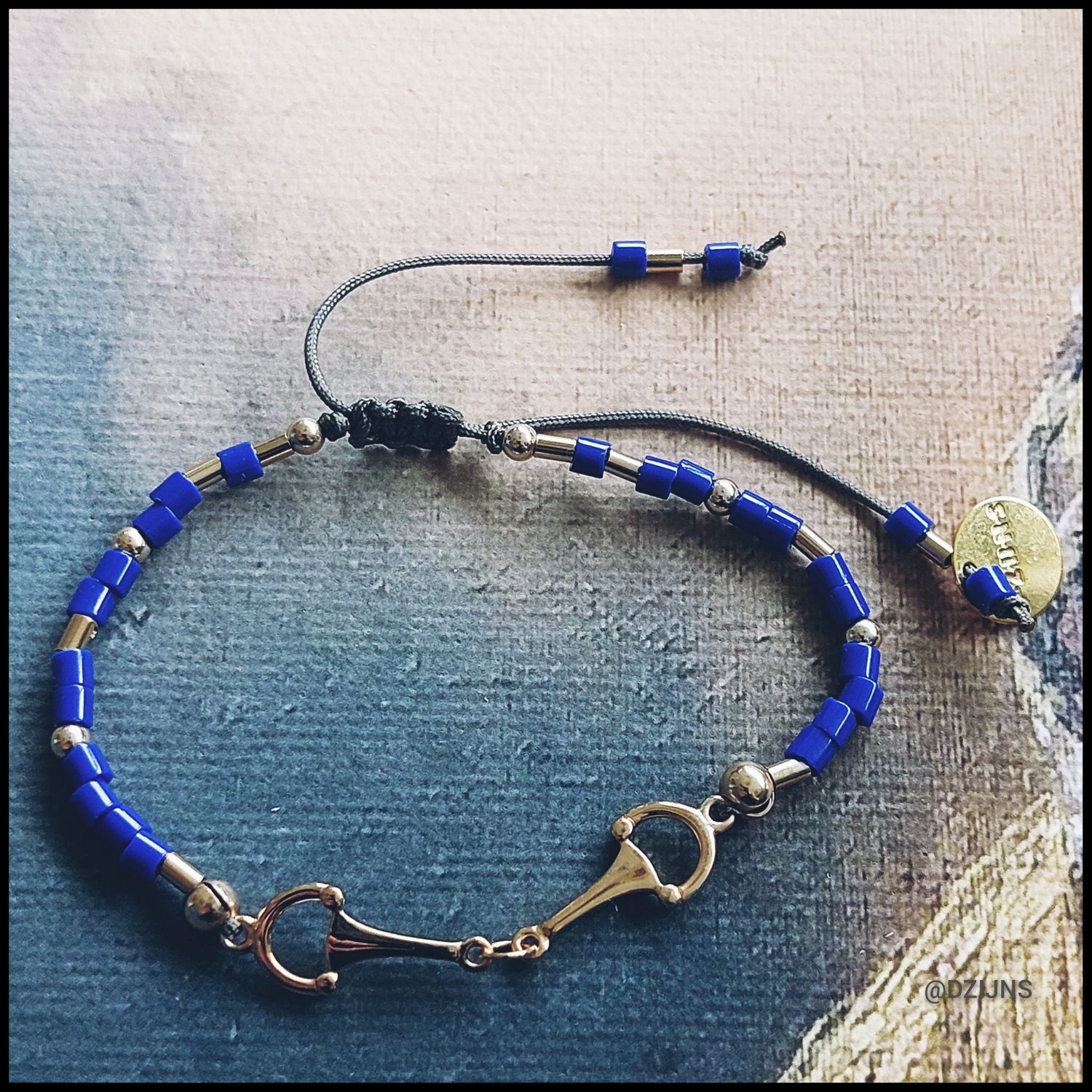 D-ZIJNS ARMBAND HORSEBIT COBALT