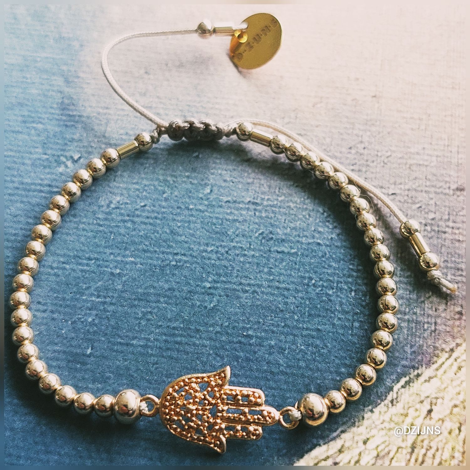 D-ZIJNS ARMBAND HAMSA HAND