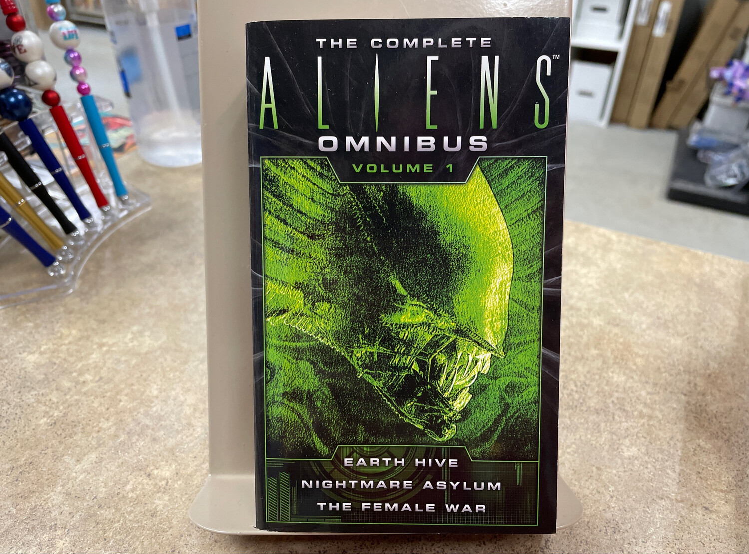 The Complete Aliens Omnibus Vol 1