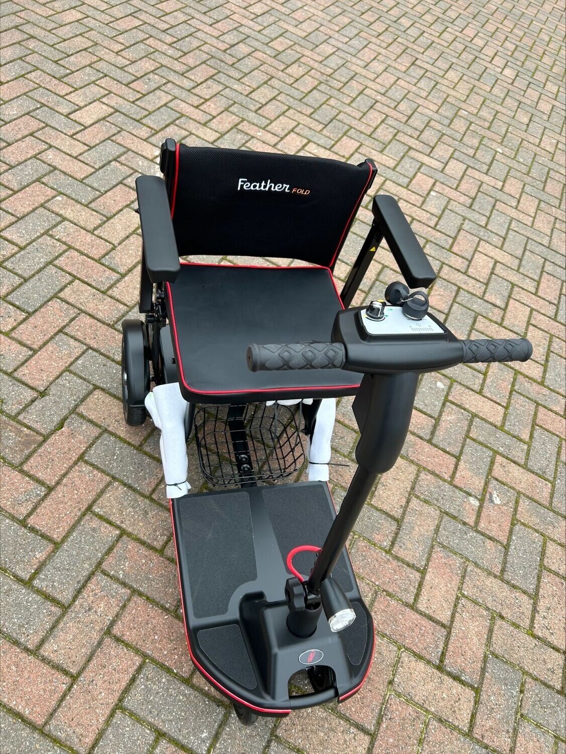 Scooter pac Feather fold
