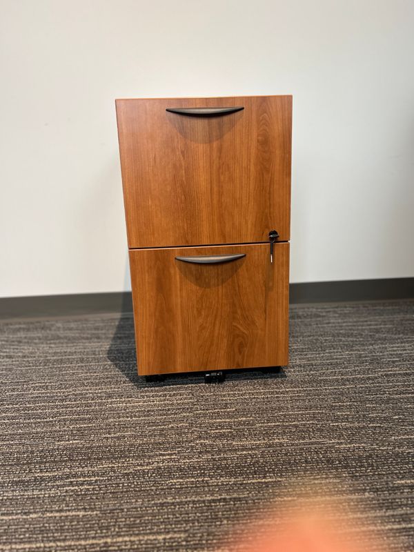 Lacasse 2 File Drawer mobile pedestal Lacasse 2 File Drawer mobile pedestal