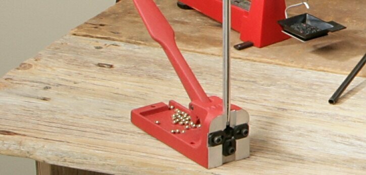 CO-AX Primer Seater