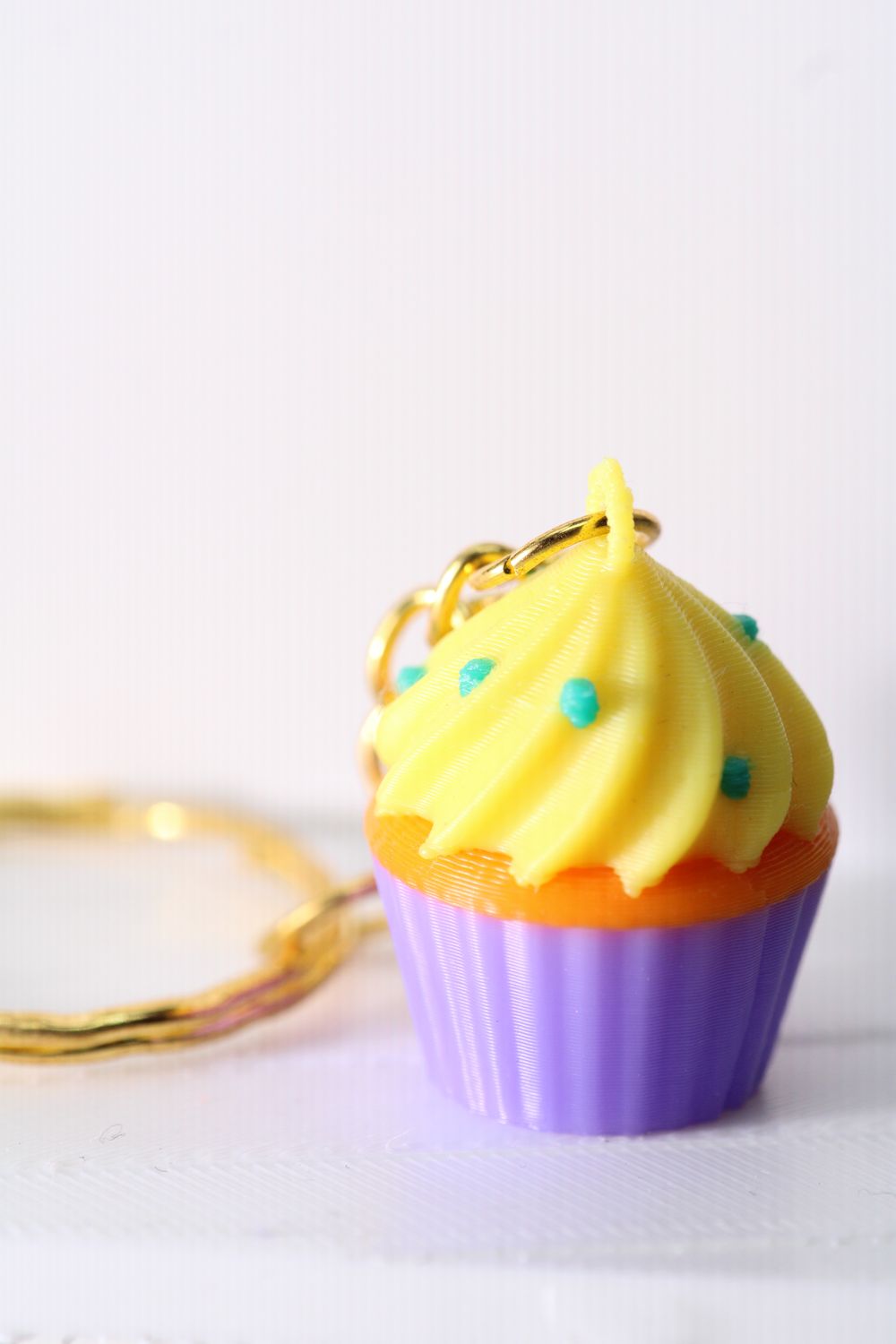 Cute Mini Cupcake Key Chain Golden Hardware New!
