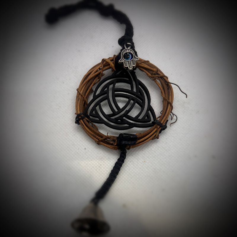 Witches Bells - Triquetra