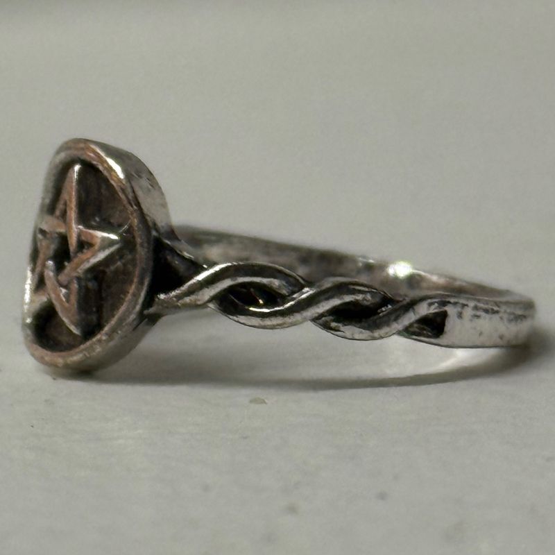 Jewellery - Wiccan Large Pentagram Symbol Ring