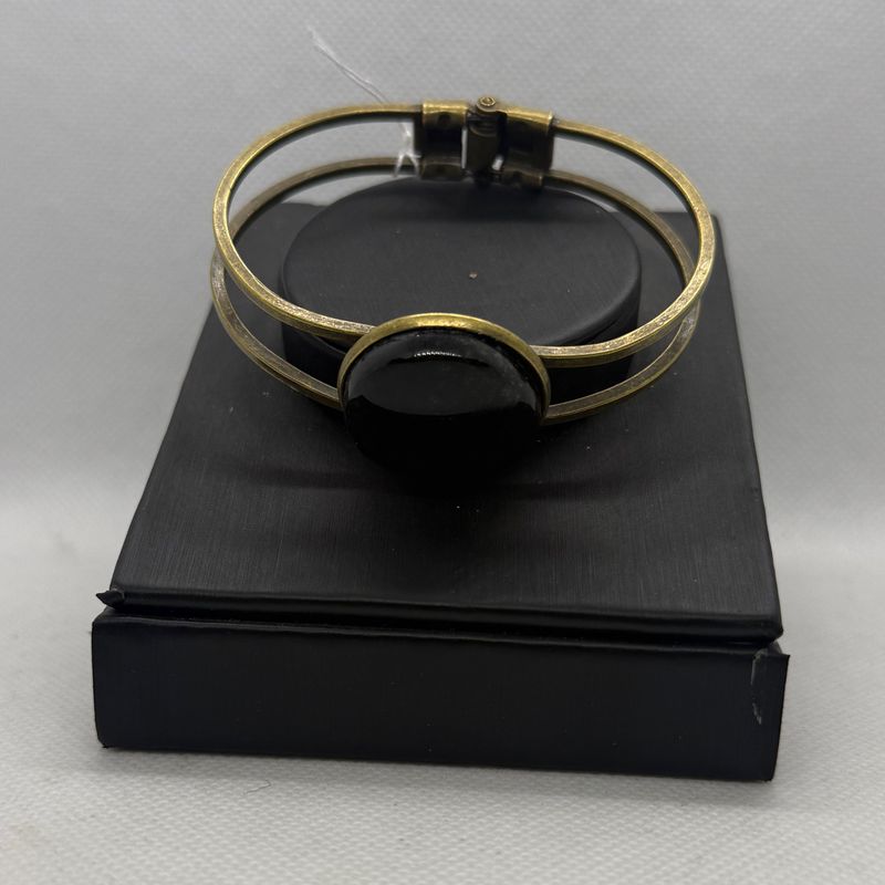 Jewellery - Bracelet Round 25mm Black Jade - B Grade