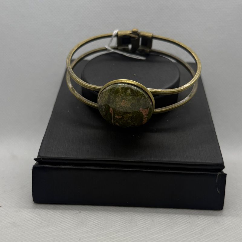 Jewellery -  Bracelet Round 25mm Serpentine - B Grade