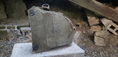 M17 gas mask bag