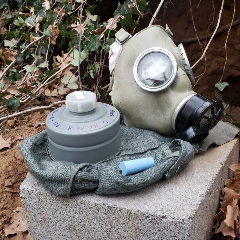 Polish MC-1 gas mask