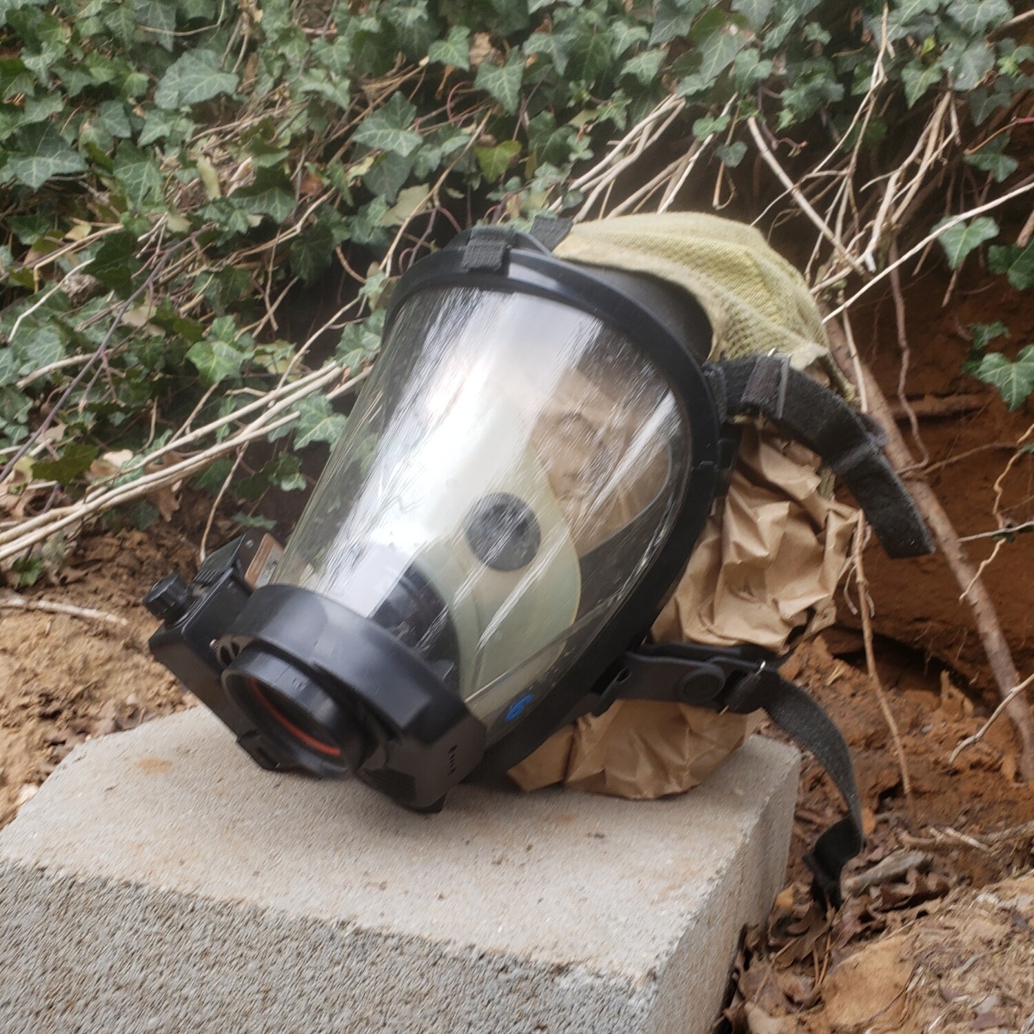 SURVIVAIR SCBA respirator