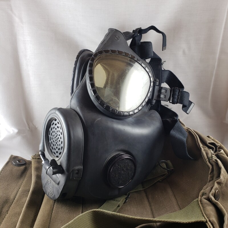 M17 gas mask