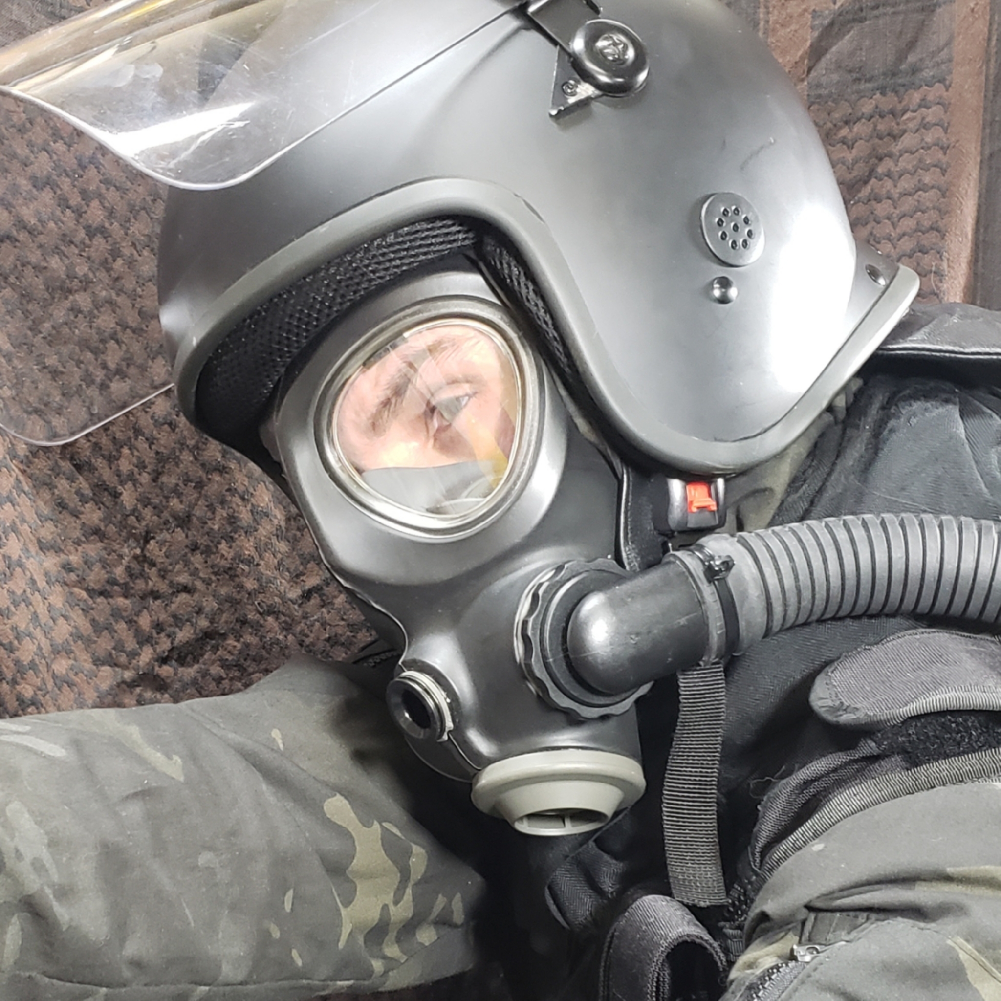 SCOTT M95 gas mask
