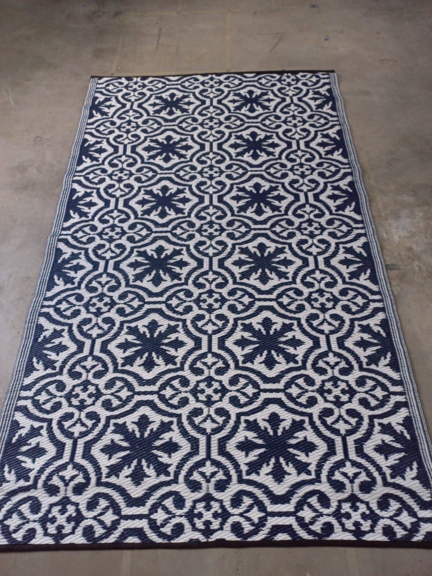 Floral Pattern Navy White 1.2m x 2m