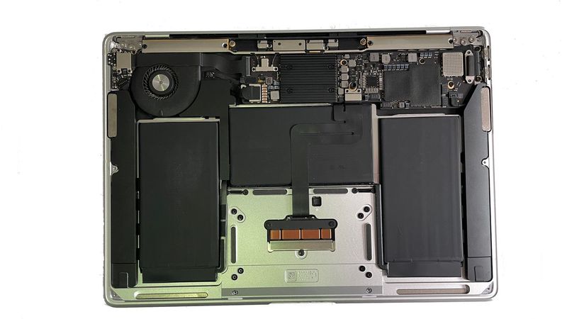 MacBook Air 13' 2019 8/128 Go
