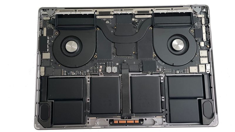 MacBook Pro 14' M1 32/500 Go MacBook Pro 14' M1 32/500 Go