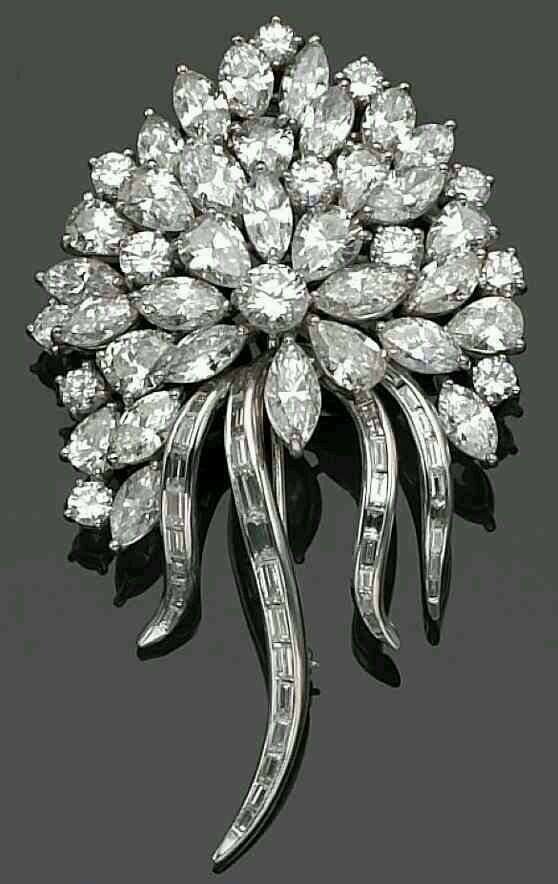 Fransk diamantbroche