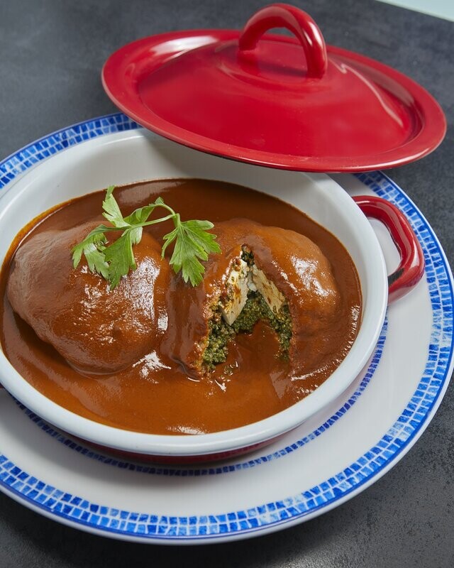 Tortitas de Huauzontles con Mole, Tlaxcala Capital