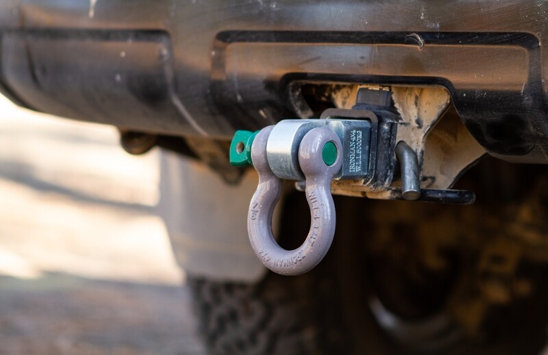 Recovery Hitch w/ Bow Shackle