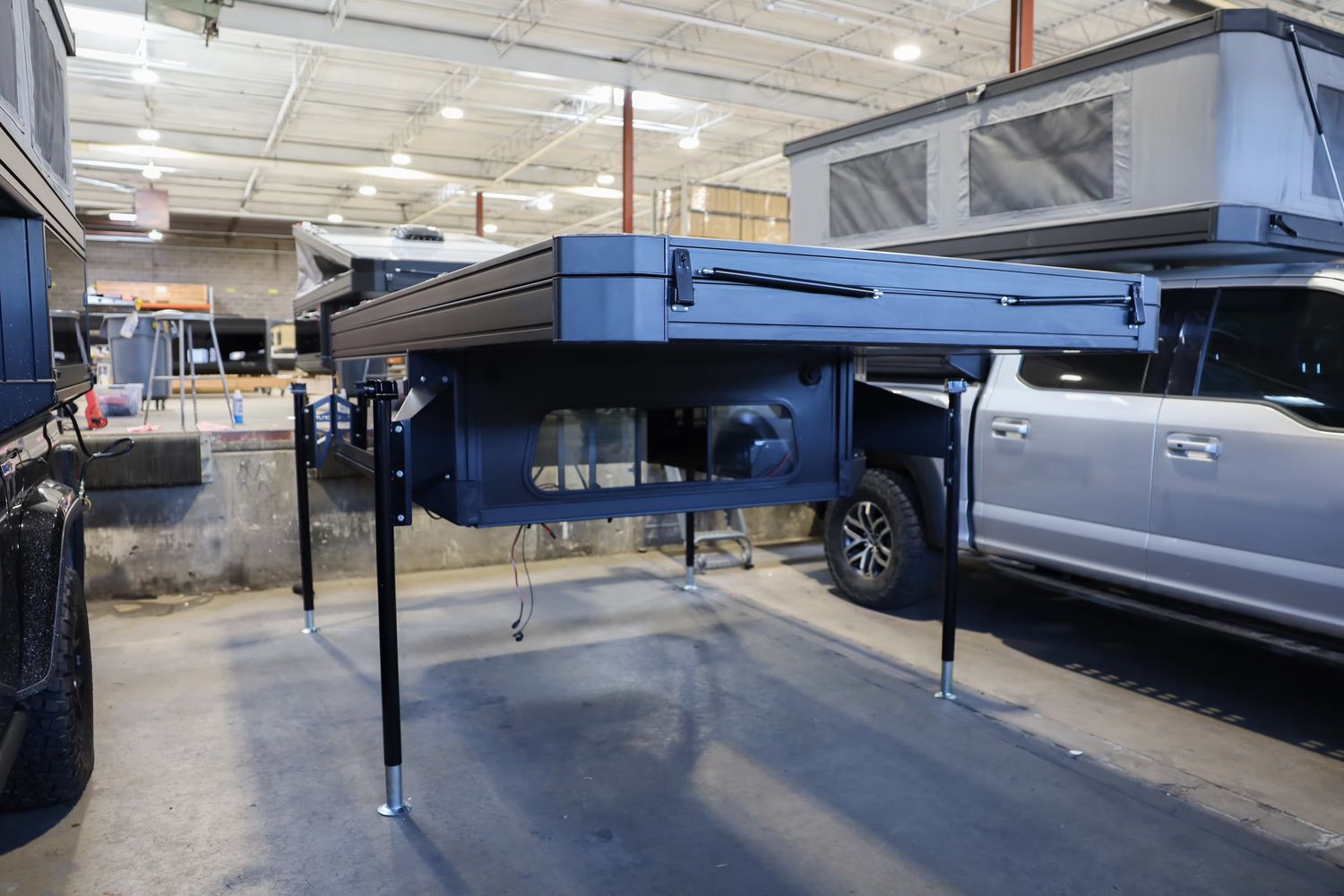 Tune M1 Camper Jack Kit - by Tune Outdoor