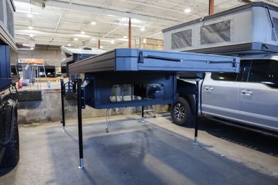 Tune M1 Camper Jack Kit - by Tune Outdoor