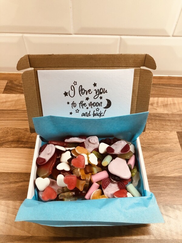 300G I LOVE YOU TO THE MOON AND BACK PICK N MIX SWEET BOX