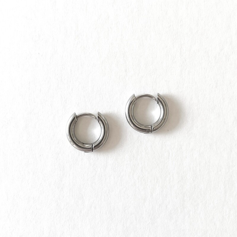 Emily Hoop - 8mm