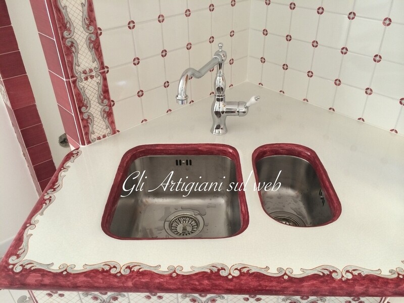 Decori cucine e bagni  in pietra lavica e ceramica